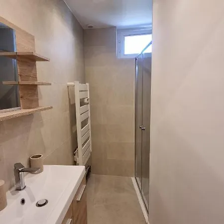 En Plein Coeur De - 55 M2 Renoves - Avec Parking