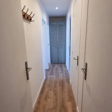 En Plein Coeur De - 55 M2 Renoves - Avec Parking * Pélissanne
