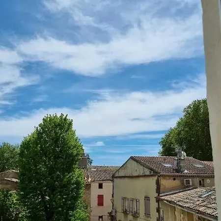 En Plein Coeur De - 55 M2 Renoves - Avec Parking * Pélissanne